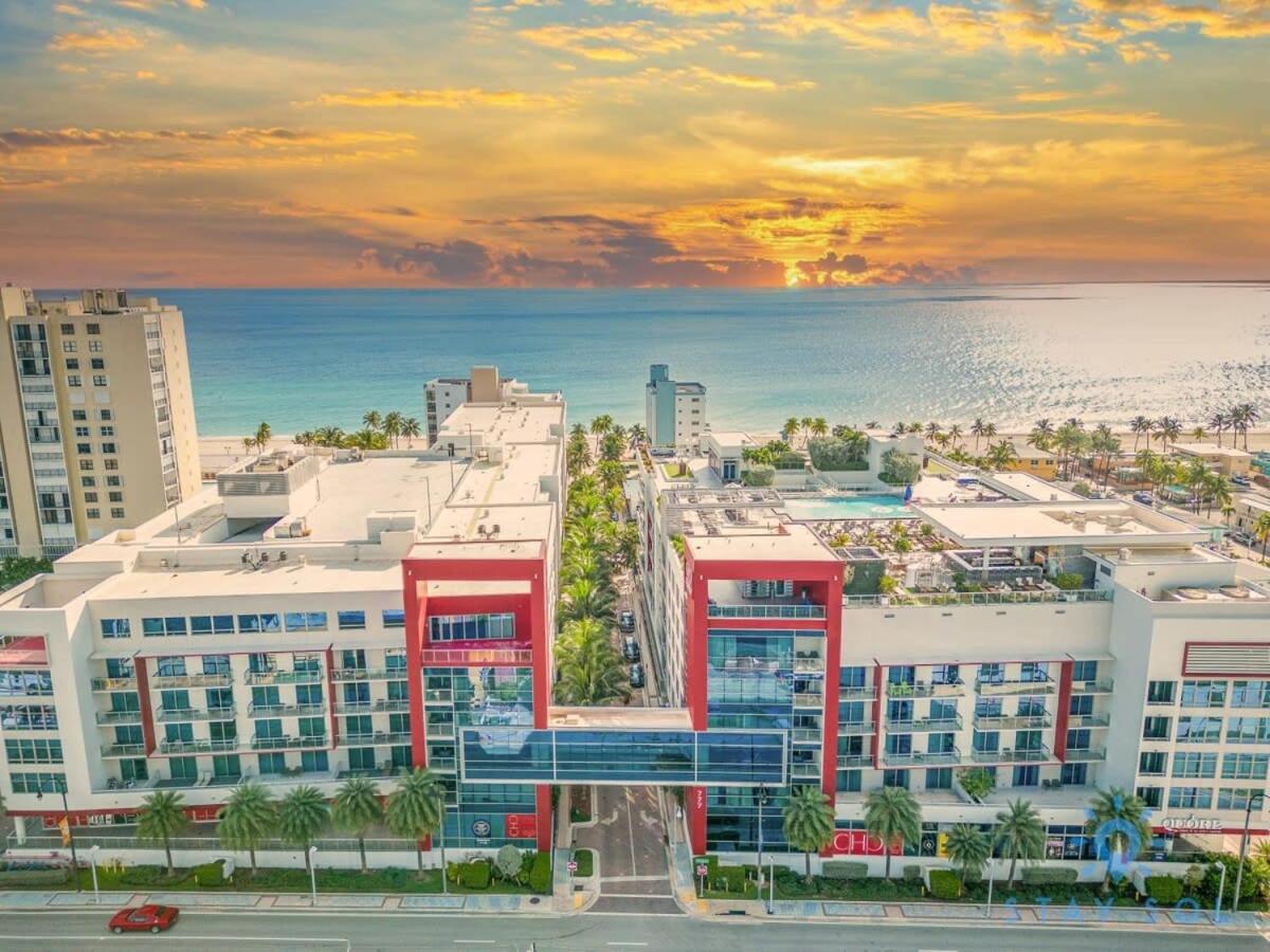 Rooftop Pool & Hot Tub - Gym - Hollywood Beach Daire Dış mekan fotoğraf