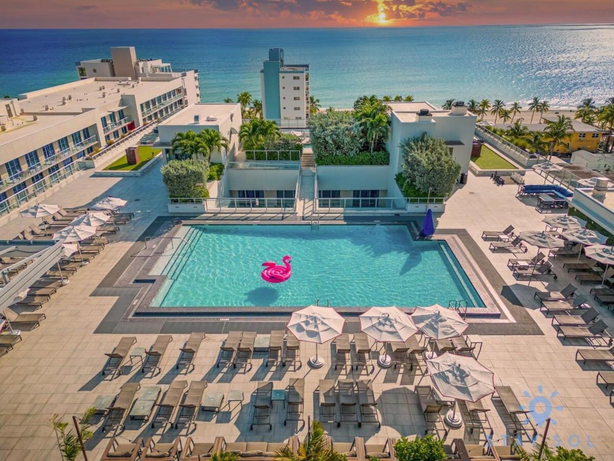 Rooftop Pool & Hot Tub - Gym - Hollywood Beach Daire Dış mekan fotoğraf