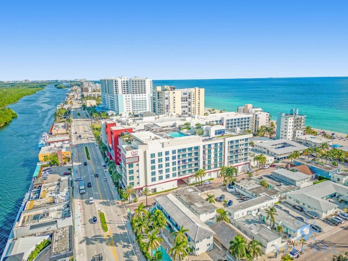 Rooftop Pool & Hot Tub - Gym - Hollywood Beach Daire Dış mekan fotoğraf