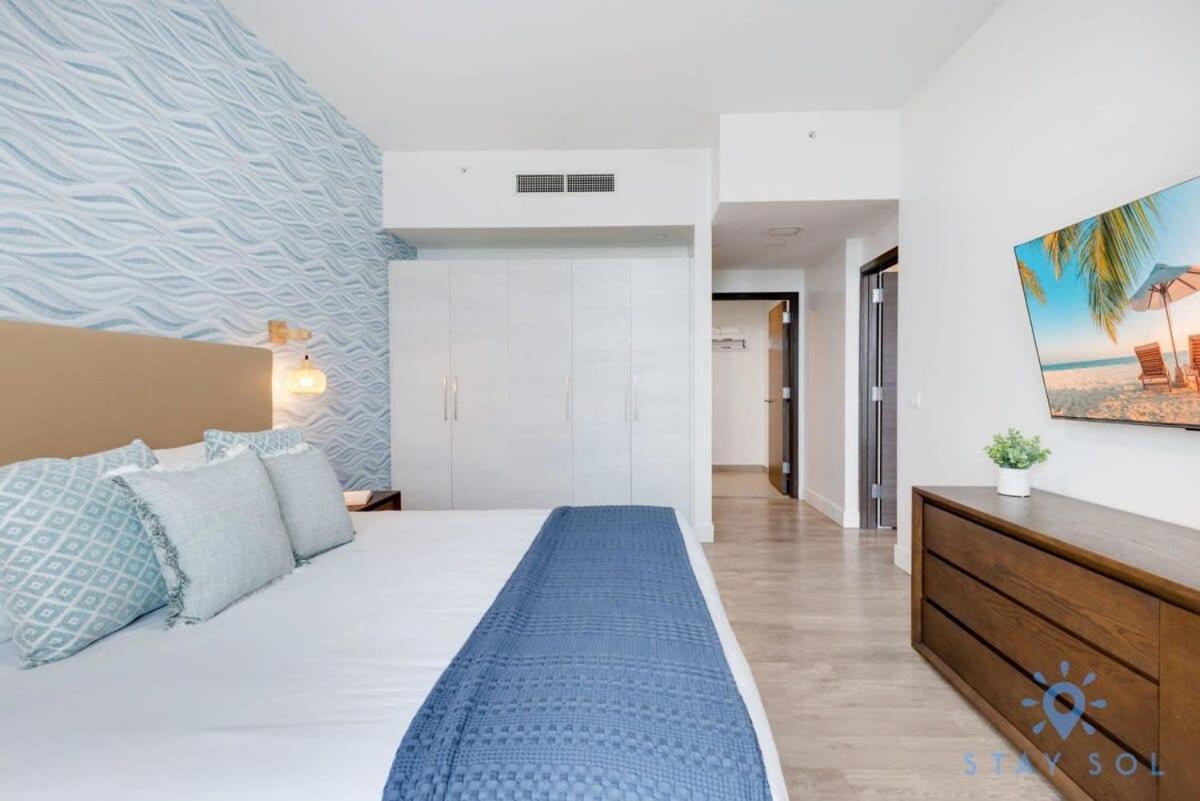 Rooftop Pool & Hot Tub - Gym - Hollywood Beach Dış mekan fotoğraf